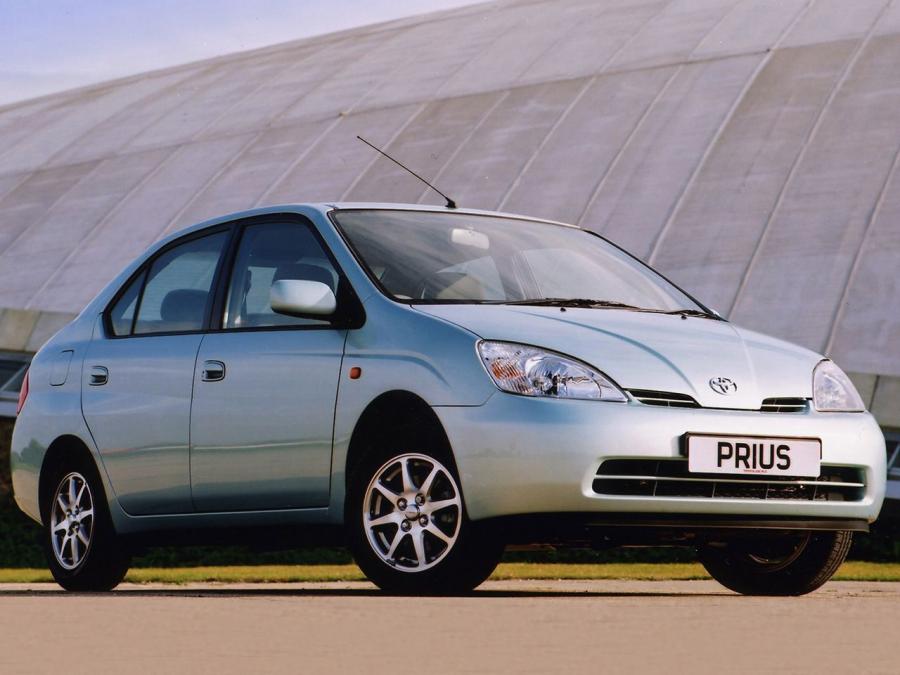  Toyota Prius 2000 года  (UK) (фото 5 из 6)